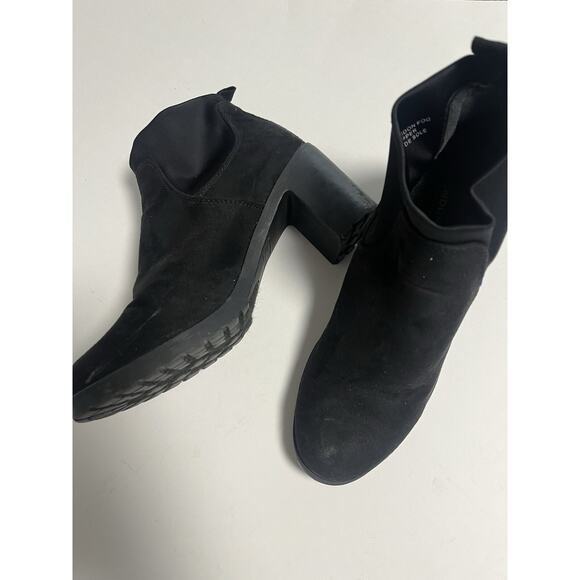 London Fog Women’s Boots Faux Suede‎  Size 5.5 - Picture 1 of 2